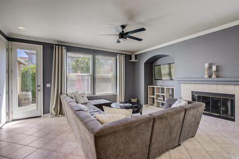 114 Bouquet Cir, Windsor, CA 95492 photo 3