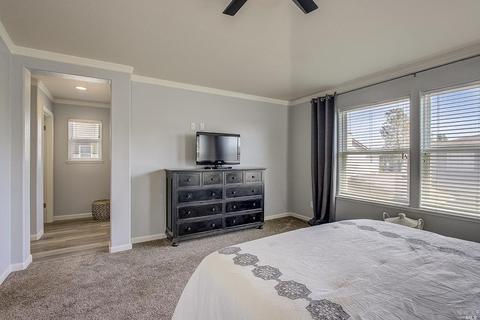 114 Bouquet Cir, Windsor, CA 95492 photo 16