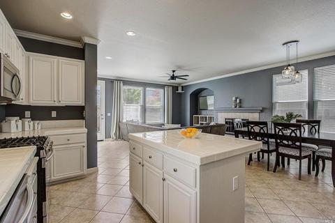 114 Bouquet Cir, Windsor, CA 95492 photo 9