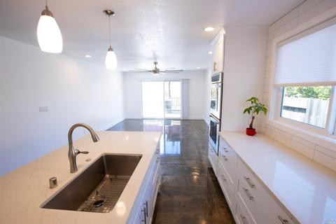 363 Robles Way, Vallejo, CA 94591 photo 7
