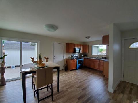 2006 Cambridge Dr, Fairfield, CA 94533 photo 6