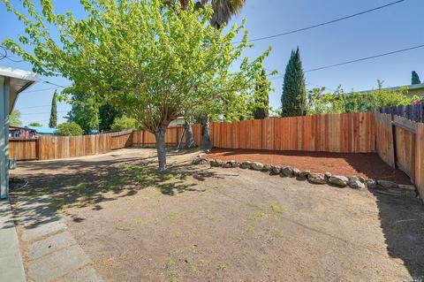 2006 Cambridge Dr, Fairfield, CA 94533 photo 4