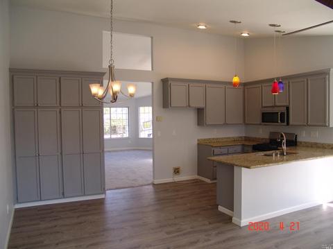 106 Billington Ln, Windsor, CA 95492 photo 9