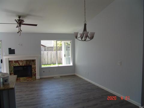 106 Billington Ln, Windsor, CA 95492 photo 6