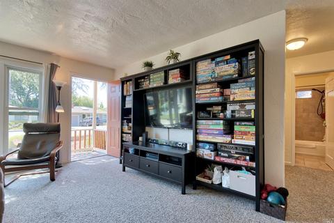 861 Pine Ave, Novato, CA 94947 photo 10