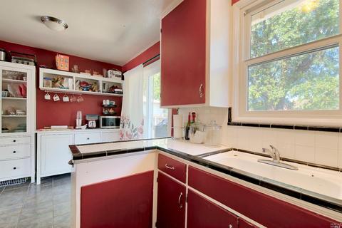 861 Pine Ave, Novato, CA 94947 photo 12