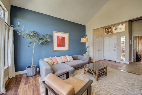 140 Live Oak Ct, Vallejo, CA 94591 photo 4
