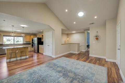 140 Live Oak Ct, Vallejo, CA 94591 photo 17