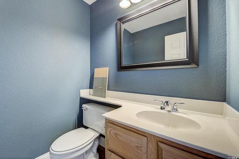 140 Live Oak Ct, Vallejo, CA 94591 photo 19