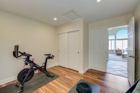 140 Live Oak Ct, Vallejo, CA 94591 photo 22