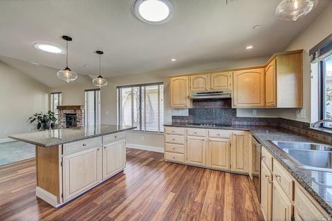 140 Live Oak Ct, Vallejo, CA 94591 photo 10