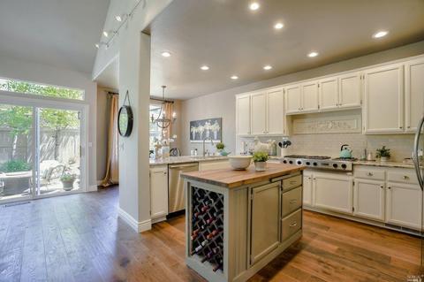 1126 Rachael Ln, Windsor, CA 95492 photo 6