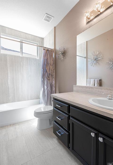 7530 Rafanelli Ln, Windsor, CA 95492 photo 11