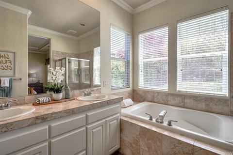 1342 Birdie Dr, Windsor, CA 95492 photo 32