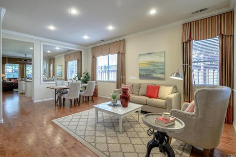 1342 Birdie Dr, Windsor, CA 95492 photo 5