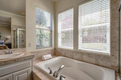 1342 Birdie Dr, Windsor, CA 95492 photo 33