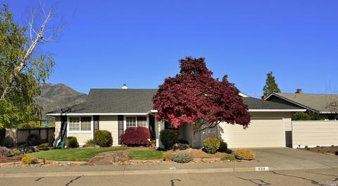 439 Pythian Rd, Santa Rosa, CA 95409 photo 2