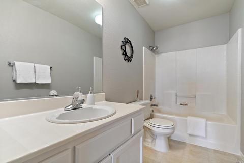 5511 Bordeaux Ct, Vallejo, CA 94591 photo 24