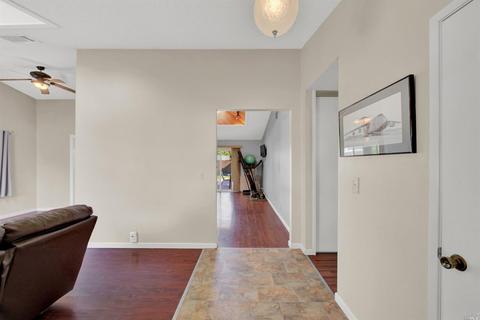 720 East Ct, Dixon, CA 95620 photo 11