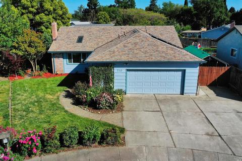 720 East Ct, Dixon, CA 95620 photo 4