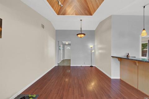 720 East Ct, Dixon, CA 95620 photo 17