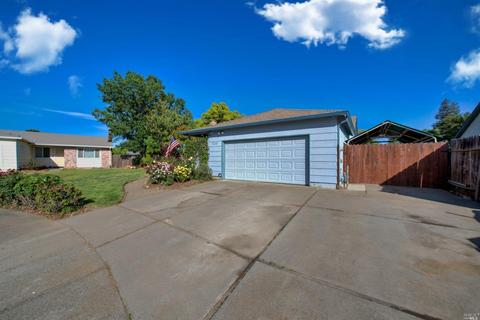 720 East Ct, Dixon, CA 95620 photo 8