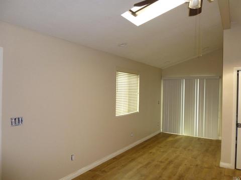 1370 Corcoran Ave, Vallejo, CA 94589 photo 5