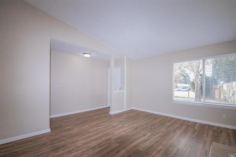 180 Guava Ct, Vallejo, CA 94589 photo 10