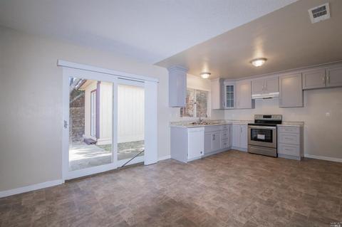 180 Guava Ct, Vallejo, CA 94589 photo 12