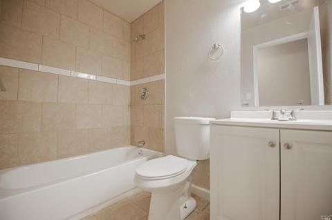 180 Guava Ct, Vallejo, CA 94589 photo 18
