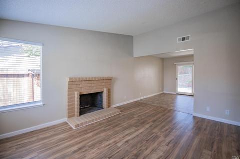 180 Guava Ct, Vallejo, CA 94589 photo 8