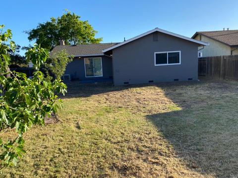 1067 Mockingbird Ct, Fairfield, CA 94533 photo 13