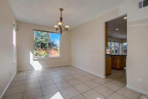 167 Bouquet Cir, Windsor, CA 95492 photo 6