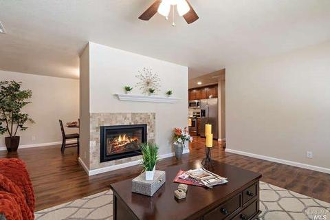 1427 Delwood St, Vallejo, CA 94591 photo 4
