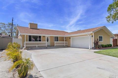 1427 Delwood St, Vallejo, CA 94591 photo 2