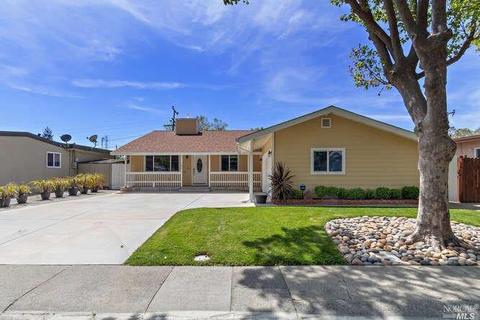 1427 Delwood St, Vallejo, CA 94591 photo 1