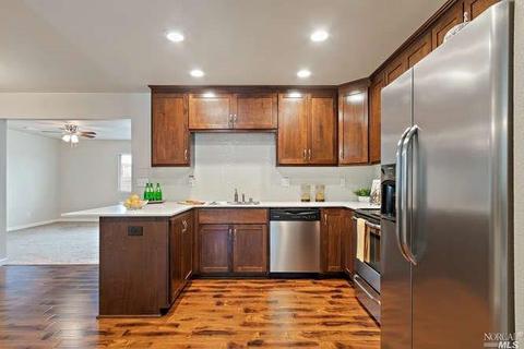1427 Delwood St, Vallejo, CA 94591 photo 9