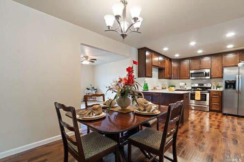 1427 Delwood St, Vallejo, CA 94591 photo 8