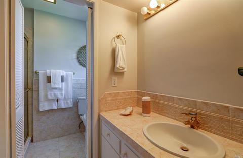 6 Privateer Dr, Corte Madera, CA 94925 photo 21
