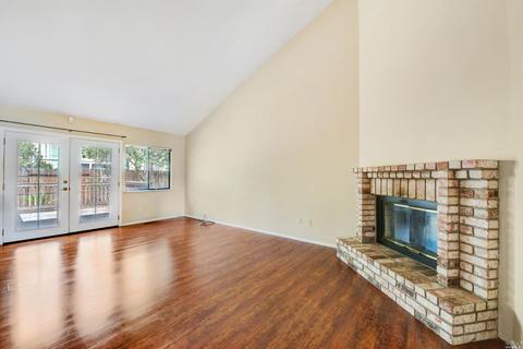 249 Macbeth Ct, Vacaville, CA 95687 photo 8