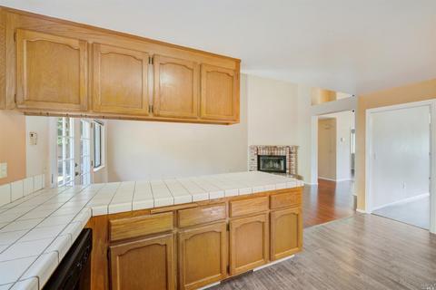 249 Macbeth Ct, Vacaville, CA 95687 photo 17
