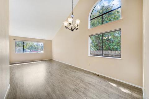 249 Macbeth Ct, Vacaville, CA 95687 photo 5