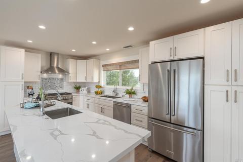 152 Montego Kys, Novato, CA 94949 photo 5