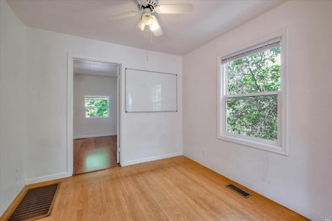 621 Pierce St, Vallejo, CA 94590 photo 11