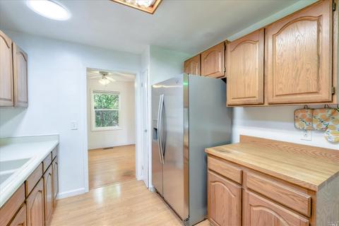 621 Pierce St, Vallejo, CA 94590 photo 8