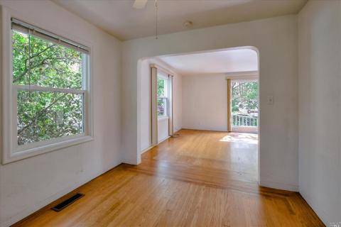 621 Pierce St, Vallejo, CA 94590 photo 12