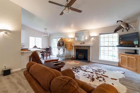 1627 Camellia Cir, Willits, CA 95490 photo 8