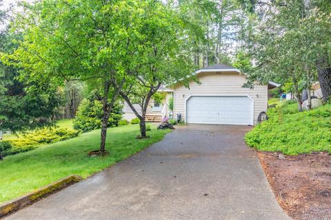 1627 Camellia Cir, Willits, CA 95490 photo 4