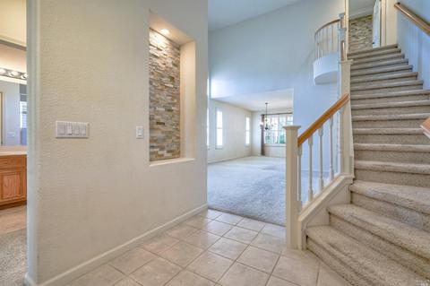 210 Bouquet Cir, Windsor, CA 95492 photo 14