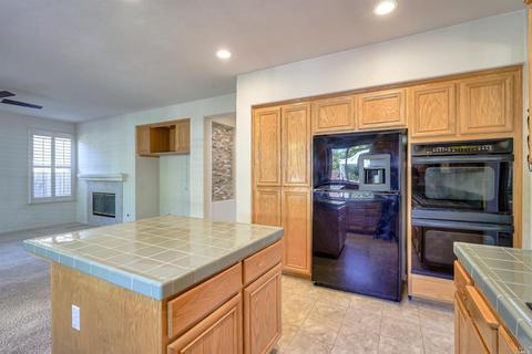 210 Bouquet Cir, Windsor, CA 95492 photo 10